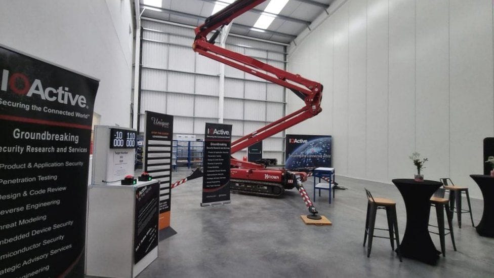 Cyber security blog, IOActive lab interior photo